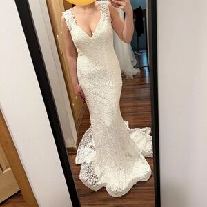 Wedding dress